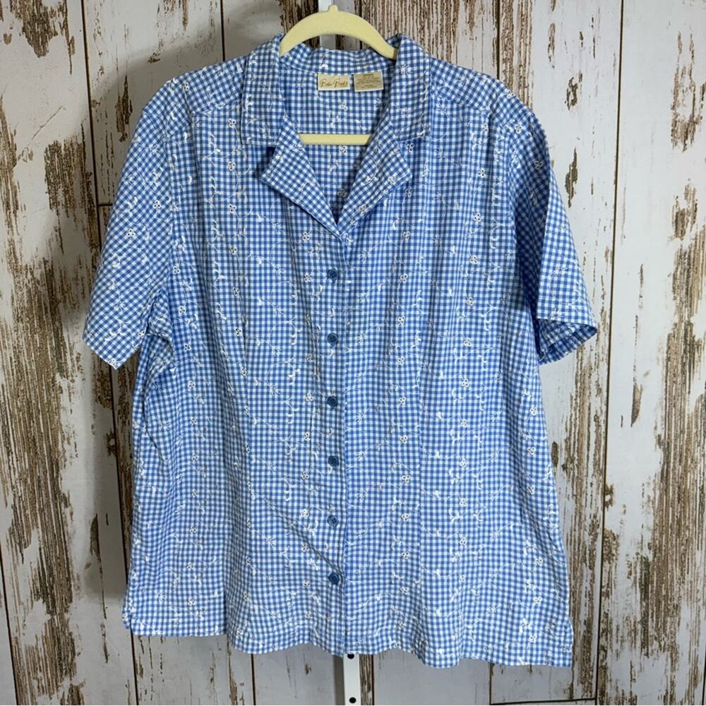 Bobbie Brooks, Light Blue Checkered Button Down Shirt. Size 18/20W
